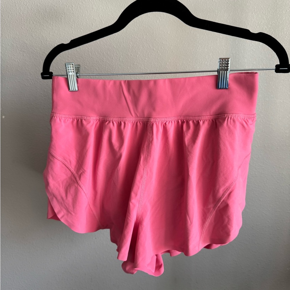aritzia golden movetech stride short